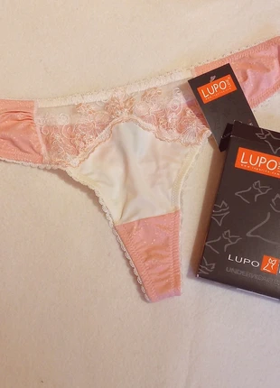 String Lupoline Taille 40, merk: Lupoline, staat: Nieuw met prijskaartje, maat: L / 40 / 12, € 6,95, € 8,00 inclusief Kopersbescherming Pro