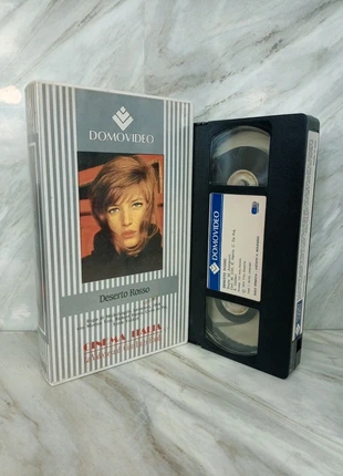 VHS 📼 Deserto Rosso 📼 Domovideo • La Videoteca di Gian Luigi Rondini 📼, staat: Heel goed, € 20,00, € 21,70 inclusief Kopersbescherming