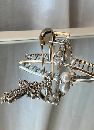 Y2K Silver Cross Claw Clip – Grunge Pearl Layered Hair Pin, brand: Pearl, condition: New with tags, £5.00, £5.95 includes Buyer Protection