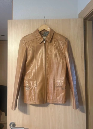 Cazadora piel, marca: Local, estado: Muito bom, tamanho: M / 38 / 10, €40.00, €42.70 inclui Proteção do Comprador