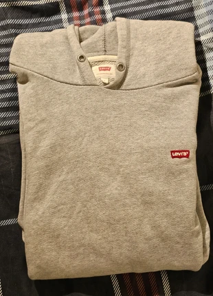 Mooie grijze LEVIS hoodie maat L, marque: Levi's, état: Très bon état, taille: L, 12,00 €, 13,30 € Protection acheteurs incluse
