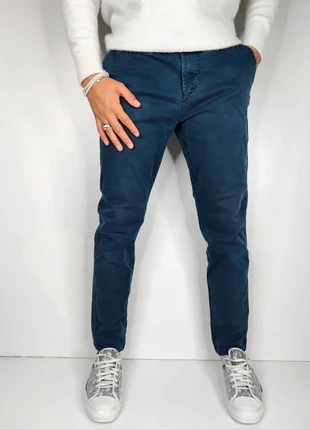 Pantalon bleu marine pull&bear T.42, marque: Pull & Bear, état: Très bon état, taille: L, 15,00 €, 16,45 € Protection acheteurs (Pro) incluse