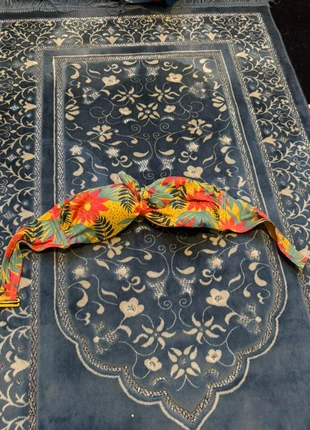 Haut de maillot de bain – Tropical multicolore – Taille S, zustand: Gut, größe: S / 36 / 8, 2,00 €, 2,80 € inklusive Vinted-Käuferschutz