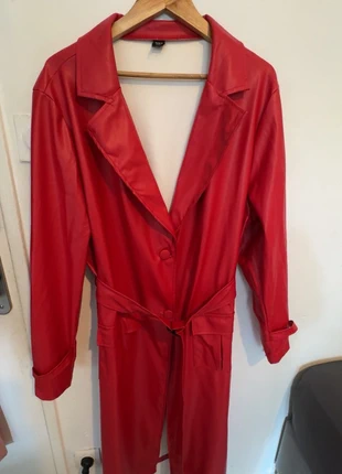 Trench en cuir, marque: Shein, état: Très bon état, taille: 6XL / 52 / 24, 30,00 €, 32,20 € Protection acheteurs incluse