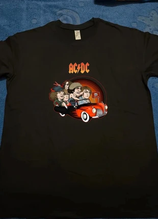T-shirt unisex AC-DC Car taglie S-M-L-XL, marke: sol's, zustand: Neu, größe: M, 17,00 €, 18,55 € inklusive Vinted-Käuferschutz
