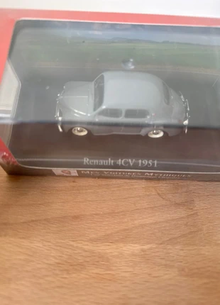 Renault 4 cv 1951 1/43, marca: Editions Atlas, estado: Nuevo sin etiquetas, tamaño: Talla única, 7,00 €, 8,05 € Protección al comprador incluida