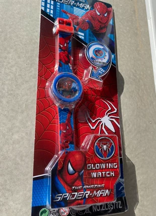 Montre Spiderman enfant, marke: Spiderman, zustand: Neu, mit Etikett, 6,00 €, 7,00 € beinhaltet Vinted-Käuferschutz Pro