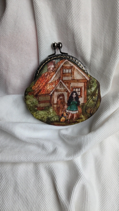 Handmade retro coin purse a forest girl print on polyester 5