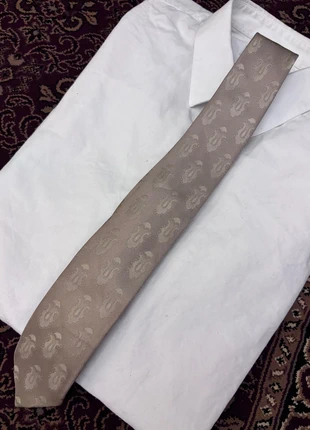 Cravate beige fine unisexe avec motifs discrets, brand: Vintage Dressing, condition: Very good, €5.00, €5.95 includes Buyer Protection Pro