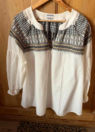 Magnifique blouse brodée, marca: Valentine Gauthier, estado: Novo sem etiquetas, tamanho: S / 36 / 8, €35.00, €37.45 inclui Proteção do Comprador