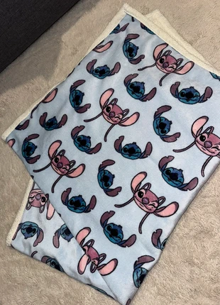 Plaid polaire Stitch x Jennyfer – envers sherpa ultra doux – bleu ciel, cocooning, brand: Jennyfer, condition: Very good, €12.90, €14.25 includes Buyer Protection