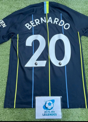 Maillot Bernardo Silva Manchester City, marque: Nike, état: Très bon état, taille: S, 70,00 €, 74,20 € Protection acheteurs (Pro) incluse