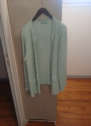 Magnifique veste taille m couleur céladon, marque: Made In Italy, état: Très bon état, taille: M / 38 / 10, 7,00 €, 8,05 € Protection acheteurs incluse