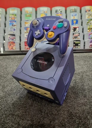 Support Stand d'exposition Nintendo Gamecube + Manette (avec gameboy player), marque: GAMECUBE, état: Très bon état, 7,99 €, 9,09 € Protection acheteurs (Pro) incluse