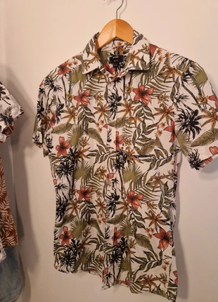 Chemise tropicale hawaïenne, merk: Kiabi, staat: Heel goed, maat: S, € 3,00, € 3,85 inclusief Kopersbescherming