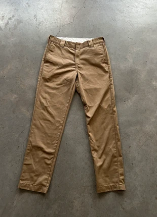 Beige carhartt pants, merk: Carhartt, staat: Goed, maat: W30 | FR 40, € 15,00, € 16,45 inclusief Kopersbescherming