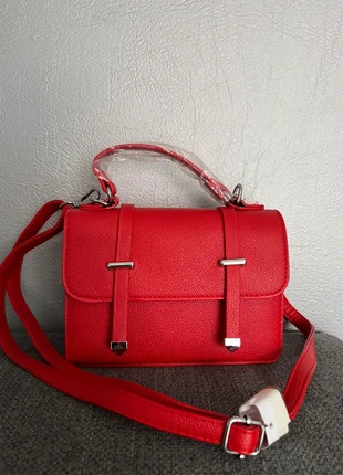Sac à main avec bandoulière réglable « Odile » Rouge, état: Neuf avec étiquette, 10,00 €, 11,20 € Protection acheteurs (Pro) incluse