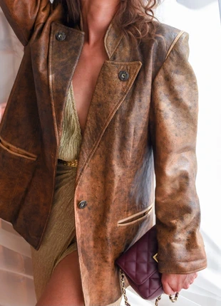 Vintage Leren oversized blazer, merk: The House of Ginger Aardbei, staat: Heel goed, maat: S / 36 / 8, € 120,00, € 126,70 inclusief Kopersbescherming