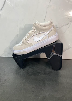 Nike sb react, merk: Nike, staat: Nieuw met prijskaartje, maat: 36, € 42,00, € 44,80 inclusief Kopersbescherming