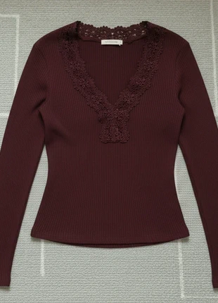 Haut bordeaux manches longues col en V dentelle, marca: Vintage Dressing, estado: Muy bueno, tamaño: S / 36 / 8, 40,00 €, 42,70 € Protección al comprador incluida
