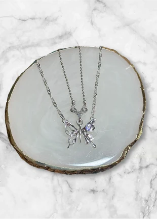 Edgy chrome butterfly pendant necklace, marque: CHROME, état: Neuf avec étiquette, 7,50 €, 8,58 € Protection acheteurs incluse