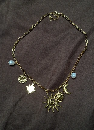 Collier breloque, marque: Shein, état: Très bon état, 5,00 €, 5,95 € Protection acheteurs incluse