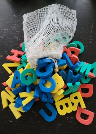 Lot de lettres alphabétique en mousse, jeux, brand: Maxi Toys, condizioni: Nuovo senza cartellino, taglia: Taglia unica, €7.00, €8.05 include la Protezione acquisti
