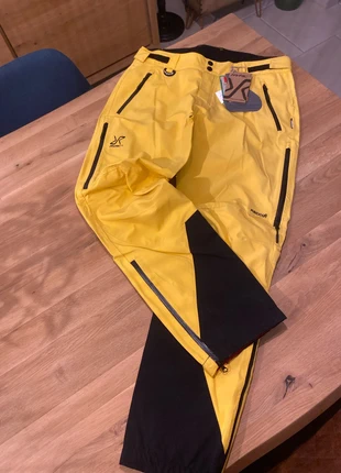 Pantalon Revolution race, brand: RevolutionRace, condition: New with tags, size: L / 40 / 12, €51.00, €54.25 includes Buyer Protection