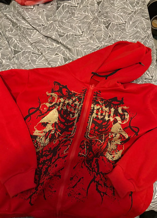 Sudadera roja diseño, état: Bon état, taille: XL / 42 / 14, 10,00 €, 11,20 € Protection acheteurs incluse