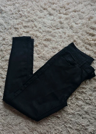 Jean femme skinny noire kiabi taille XL-42, marca: Kiabi, estado: Bueno, tamaño: XL / 42 / 14, 2,00 €, 2,80 € Protección al comprador incluida