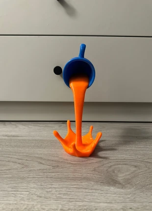 Tasse de jus d’orange renverse décoratif, brand: Illusion, condition: New without tags, €9.00, €10.15 includes Buyer Protection