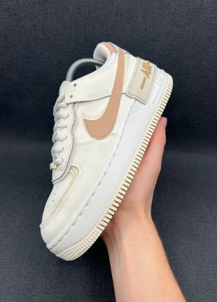 Nike Air Force 1 Shadow crème café 36.5 (is2712), marque: Nike, état: Très bon état, taille: 36.5, 65,00 €, 68,95 € Protection acheteurs (Pro) incluse