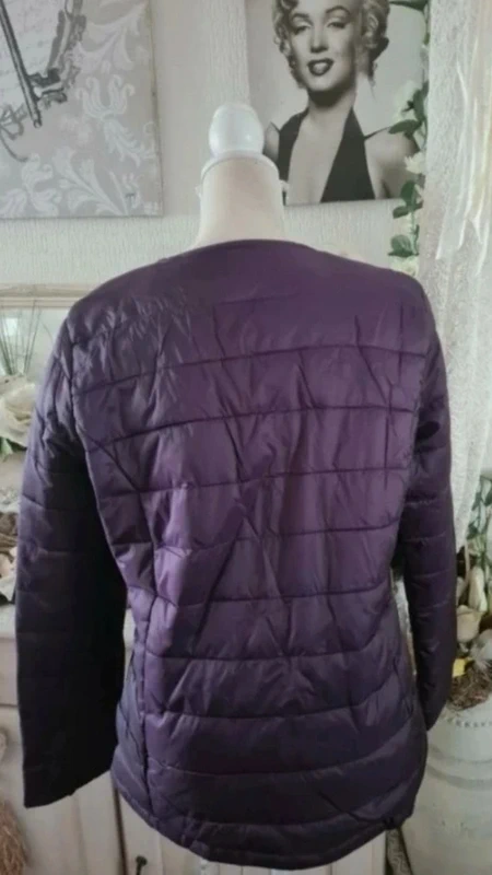 Doudoune fine violette Tissaia Taille 44 (42) Neuve - photo numéro 3
