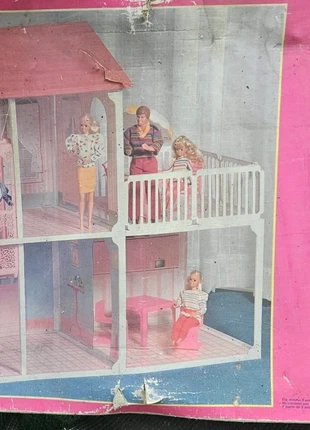 Casa barbie anni 80 , marke: Mattel, zustand: Sehr gut, 80,00 €, 84,70 € inklusive Vinted-Käuferschutz