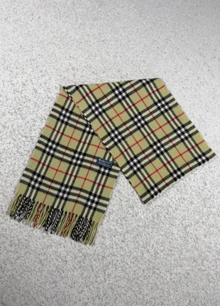Écharpe Scarf Burberry Vintage Tartan Vert clair, marque: Burberry, état: Bon état, 22,00 €, 23,80 € Protection acheteurs incluse