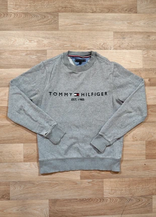 Sweat/ Pull ras de cou Tommy Hilfiger taille S, brand: Tommy Hilfiger, condition: Very good, size: S, €15.00, €16.45 includes Buyer Protection