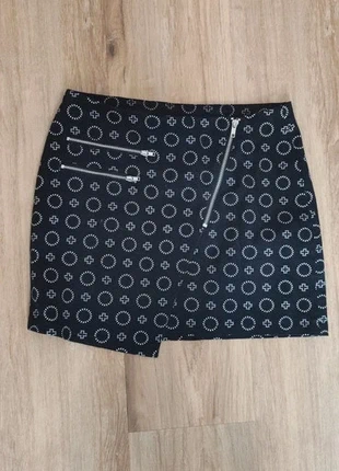 Jupe noire asymétrique moulante fermeture éclair, marque: H&M, état: Très bon état, taille: M / 38 / 10, 2,00 €, 2,80 € Protection acheteurs incluse