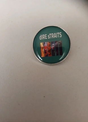 Pin's, brand: inconnue, condition: Very good, €4.00, €4.90 includes Buyer Protection