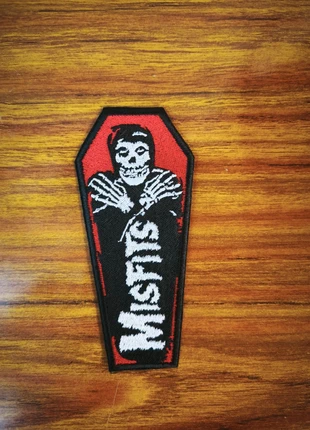 Parche misfits, état: Neuf sans étiquette, 8,00 €, 9,10 € Protection acheteurs incluse