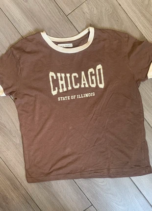 Brown Chicago t-shirt, marca: COQUETTE, estado: Bom, tamanho: M / 38 / 10, €8.50, €9.63 inclui Proteção do Comprador