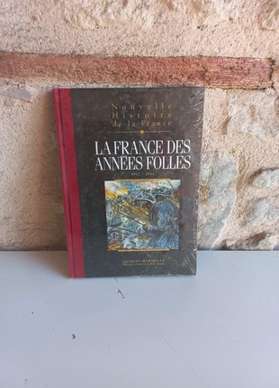 Livre Neuf La France des années folles, état: Neuf avec étiquette, 1,00 €, 1,75 € Protection acheteurs incluse