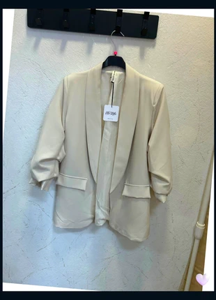 Veste blazer femme crème Taille L taille 40, marca: Boutique Parisienne, estado: Novo com etiquetas, tamanho: L / 40 / 12, €20.00, €21.70 inclui Proteção do Comprador Pro