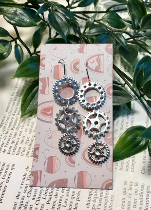 Boucles d’oreilles longues style steampunk fait main, merk: Fait Main, staat: Nieuw met prijskaartje, € 5,00, € 5,95 inclusief Kopersbescherming Pro