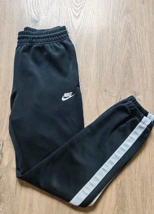 jogging Nike taille S, marke: Nike, zustand: Sehr gut, größe: S, 15,00 €, 16,45 € inklusive Vinted-Käuferschutz
