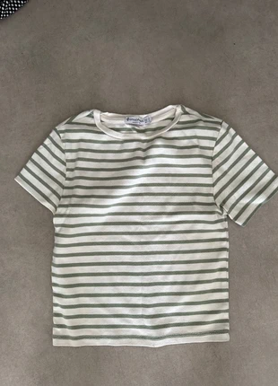 T shirt rayé court Stradivarius / corp top rayé Stradivarius, marque: Stradivarius, état: Très bon état, taille: XS / 34 / 6, 2,00 €, 2,80 € Protection acheteurs incluse