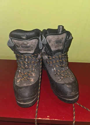 Botas Bestard, marque: Bestard, état: Très bon état, taille: 44, 30,00 €, 32,20 € Protection acheteurs incluse