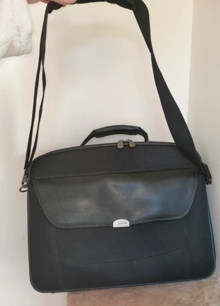 Sacoche / Housse / Mallette Noir ordinateur 💻👜 Dicota, zustand: Sehr gut, 6,00 €, 7,00 € inklusive Vinted-Käuferschutz