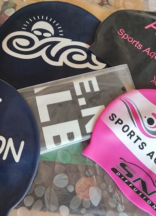 Lot de 5 bonnets de natation Albi, zustand: Sehr gut, 14,00 €, 15,40 € inklusive Vinted-Käuferschutz