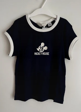 T-shirt 10-12 ans H&M Disney, marke: H&M, zustand: Neu, mit Etikett, größe: 10 Jahre / 140, 15,00 €, 16,45 € inklusive Vinted-Käuferschutz