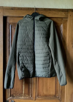 Veste kaki, marque: Primark, état: Très bon état, taille: S, 5,00 €, 5,95 € Protection acheteurs incluse